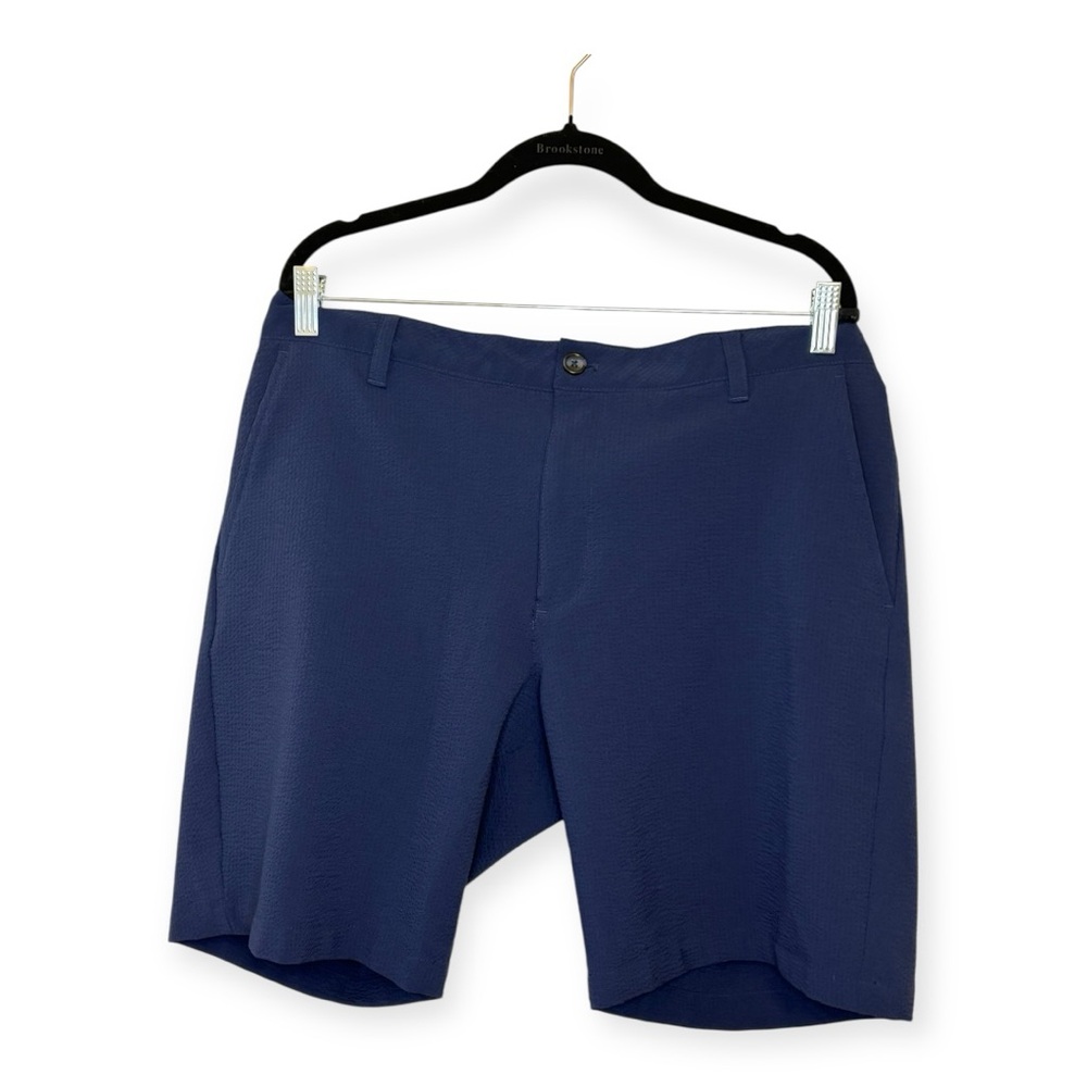 IZOD Golf Navy Blue Performance Stretch Shorts Men’s Size 38 Lightweight
